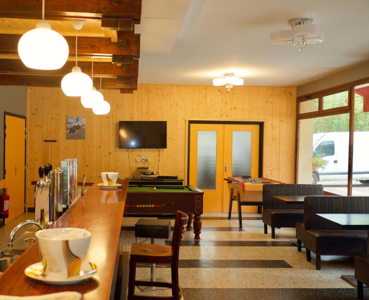 Hotel Belledonne Le Bourg-dʼOisans Buitenkant foto